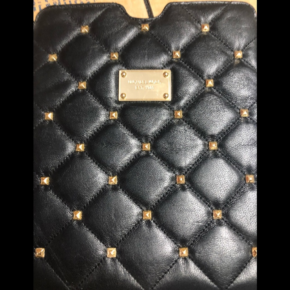 Michael kors IPad cover